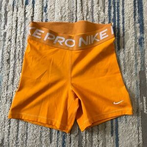 Nike Shorts Womens Small Orange Athletic Running & Gym